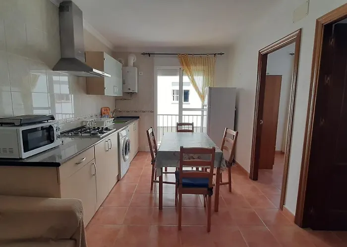 Apto Centrico Tirso De Molina Solo Familias * كونيل ذي لا فرونتيرا